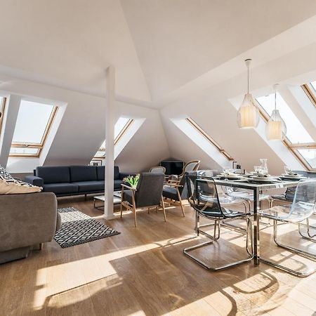Penthouse Skyline - Loftaffair Apartment Krakow Luaran gambar
