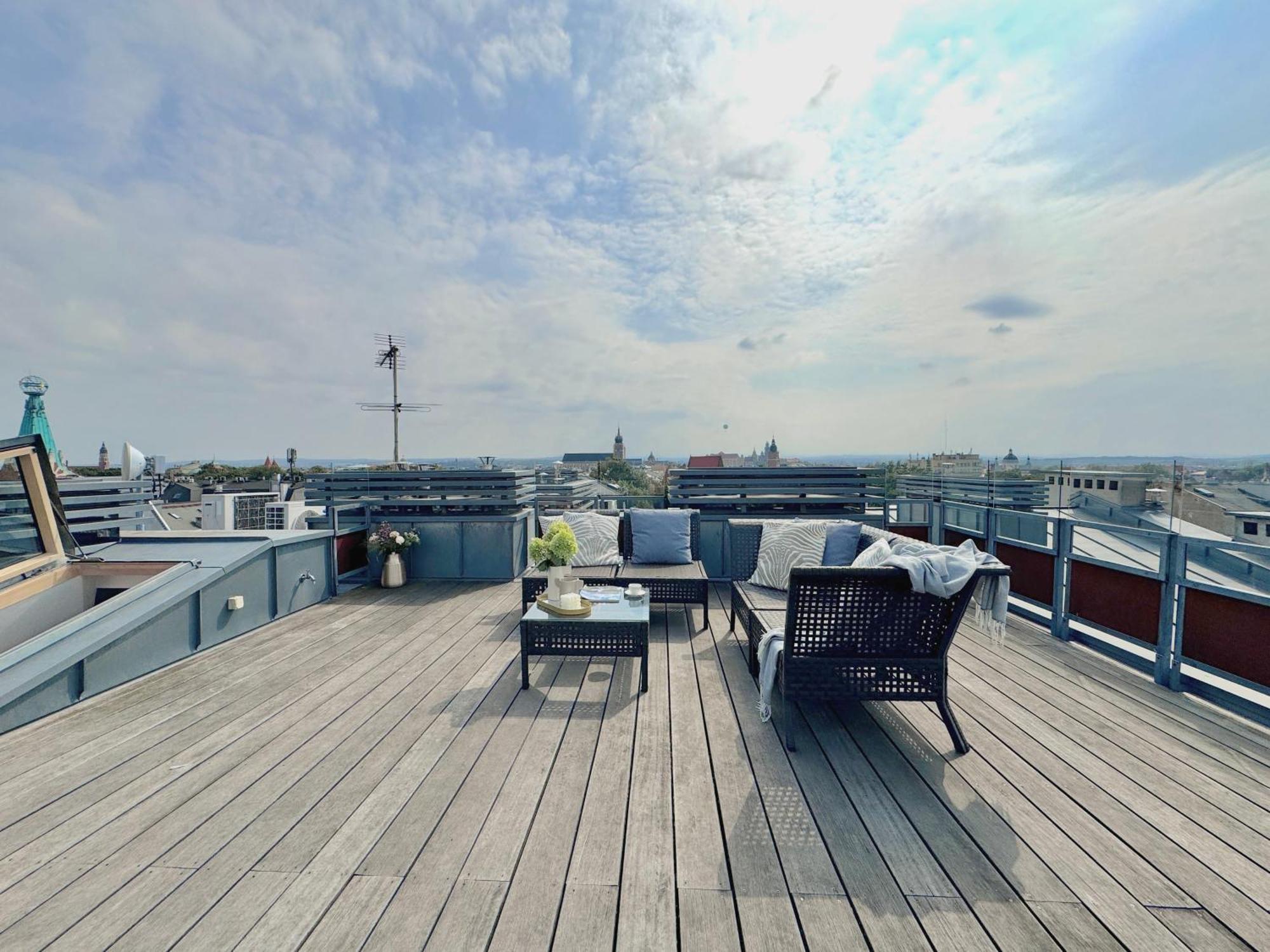 Penthouse Skyline - Loftaffair Apartment Krakow Luaran gambar