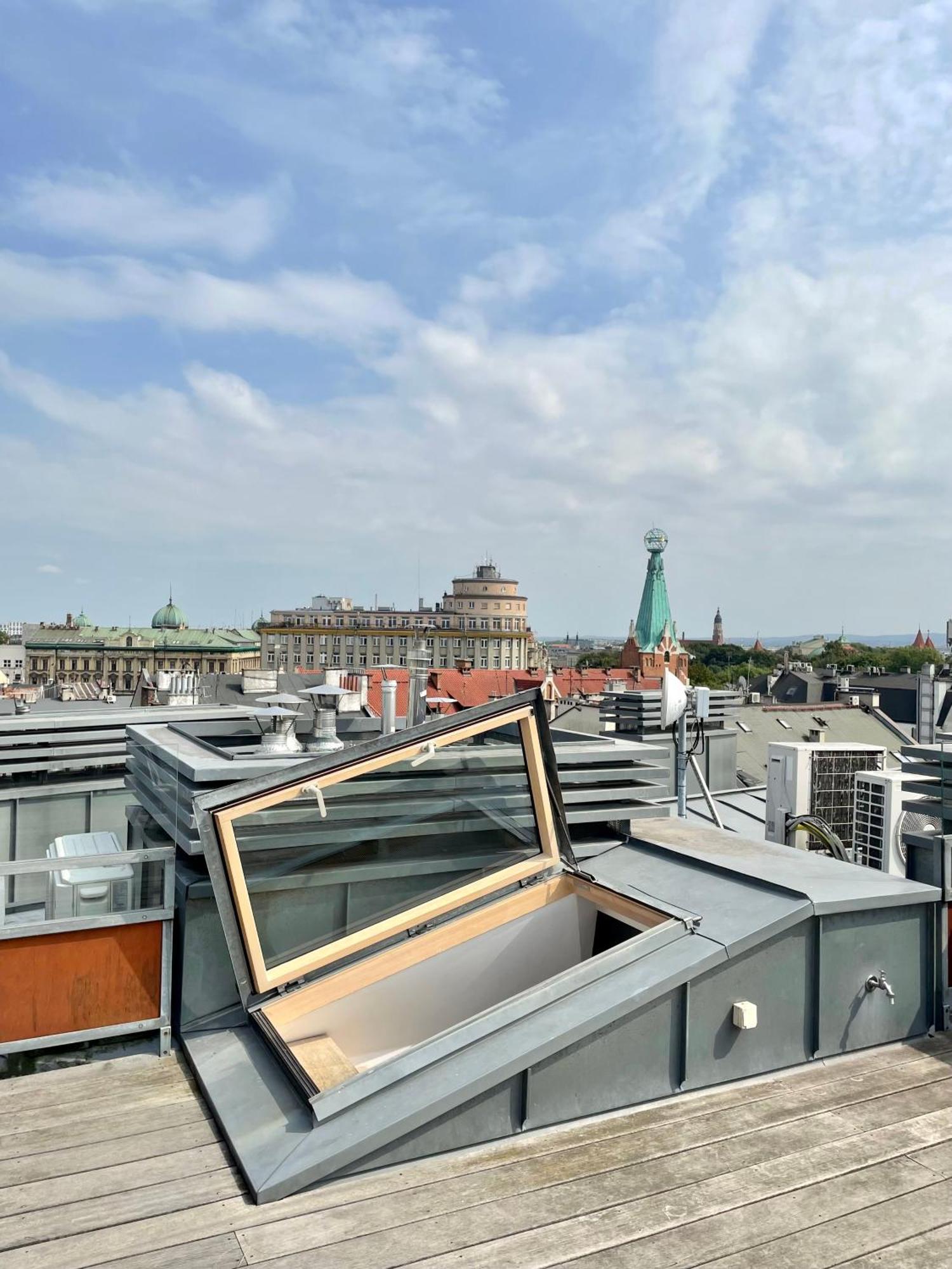 Penthouse Skyline - Loftaffair Apartment Krakow Luaran gambar